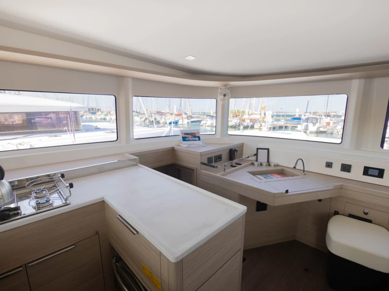 Catamarán para alquilar Bas du Fort al mejor precio