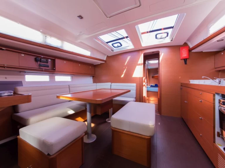 Alquiler Velero Dufour con o sin  título de navegación