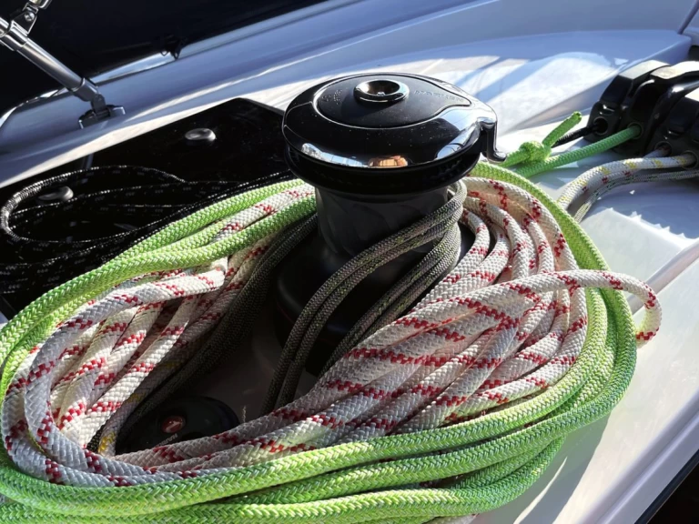 Velero para alquilar Split al mejor precio