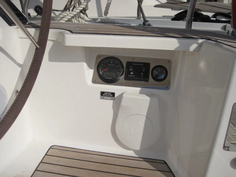 Alquiler de Bavaria Cruiser 37 en Capo d'Orlando