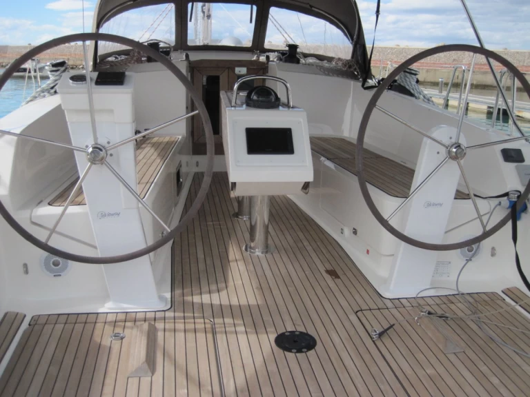 Alquiler de embarcaciones Bavaria Cruiser 41 enCapo d'Orlando en Samboat