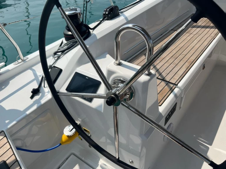 Bénéteau Oceanis 40.1 de alquiler a Capo d'Orlando