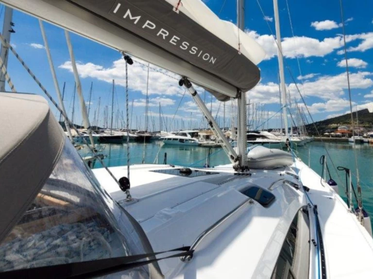 Alquiler de Elan Impression 50 en Biograd na Moru