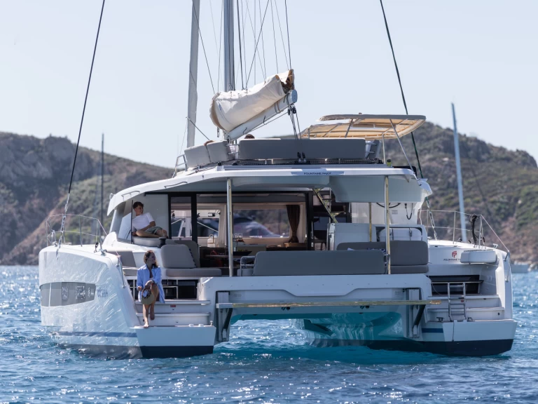 Alquiler de Catamarán, con o sin patrón Fountaine Pajot Saint-Raphaël