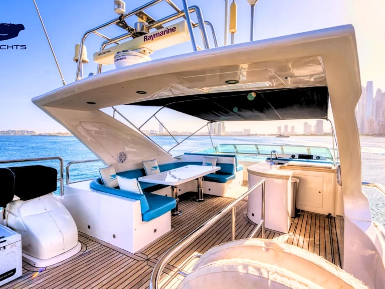 Gulf Craft Majesty 77ft de alquiler a Dubai Marina