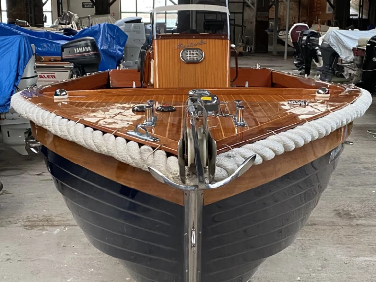 Alquiler Venecia - Montisola Archetti Easy 600 en SamBoat