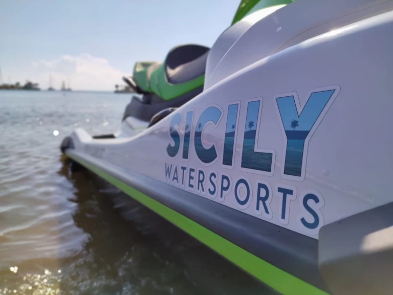 Alquiler de Lancha, con o sin patrón Kamarina Letojanni