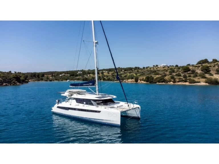 Alquiler de embarcaciones Leopard Leopard 50 enGouviá en Samboat