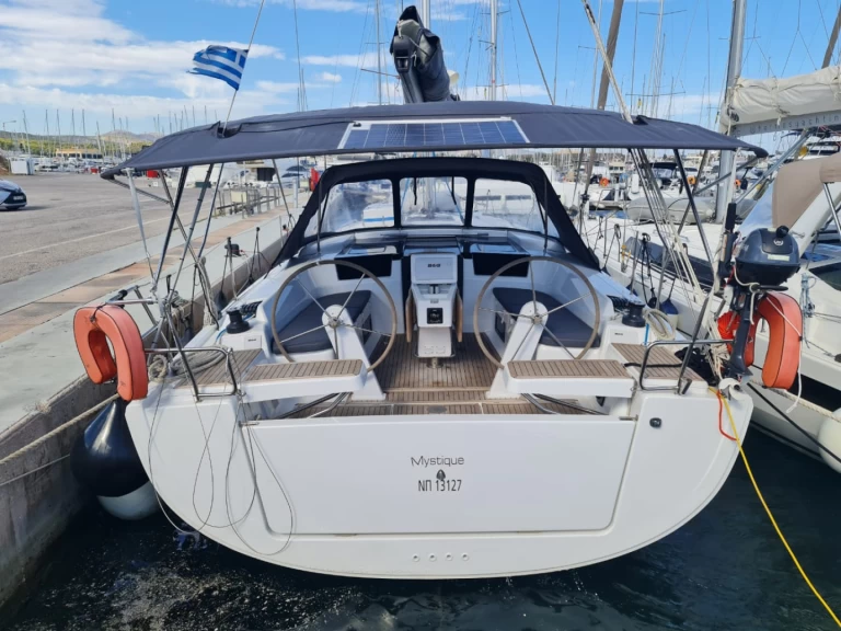 Alquiler de Hanse Hanse 418 en Perigiali
