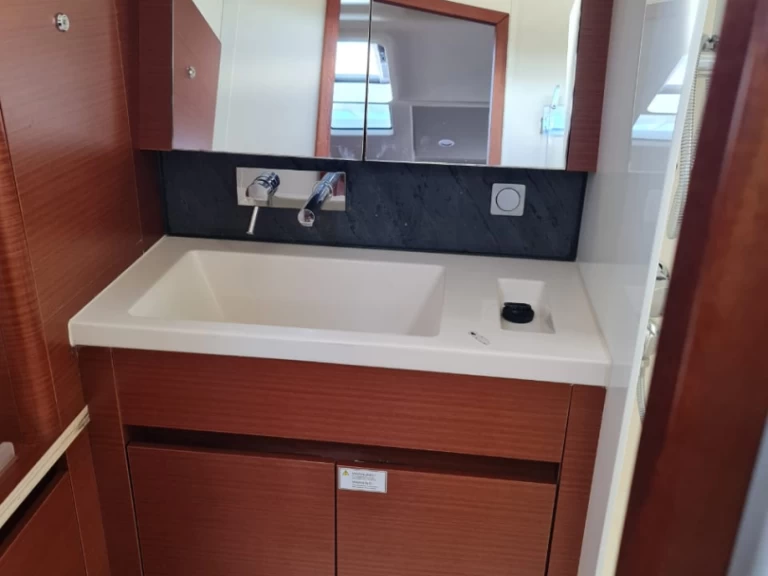 Alquiler de barcos Perigiali barato de Hanse 418