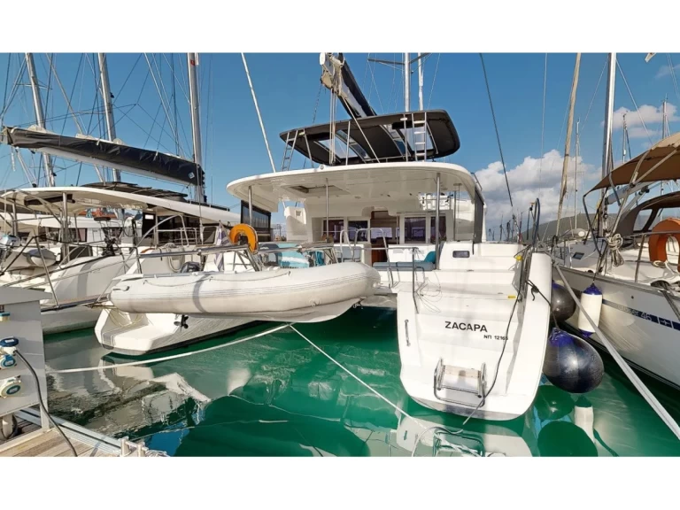 Alquiler de embarcaciones Lagoon Lagoon 450 F enPerigiali en Samboat