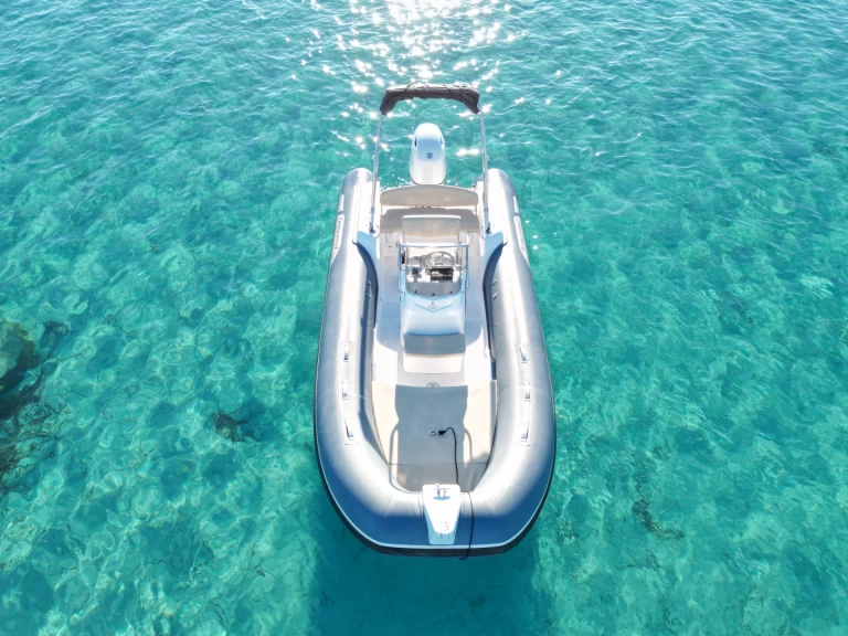 Capelli Capelli 626 Luxe de alquiler a Porto-Vecchio