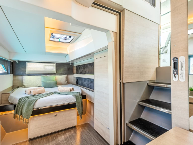 Catamarán para alquilar Gouviá al mejor precio