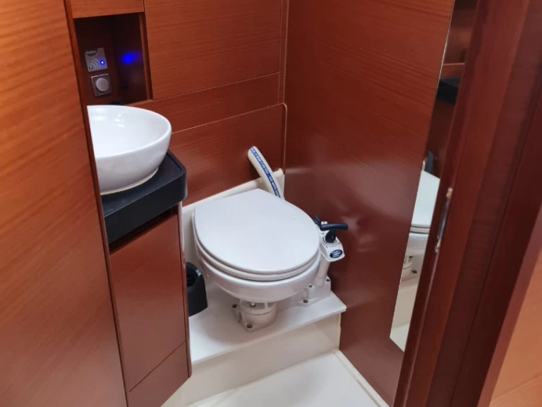 Hanse Hanse 418 de alquiler a Perigiali