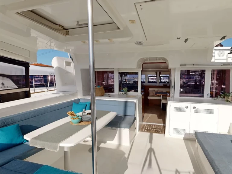 Lagoon Lagoon 450 F de alquiler a Perigiali