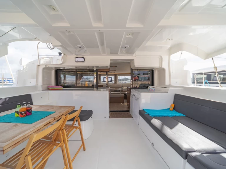 Lagoon Lagoon 46 de alquiler a Perigiali