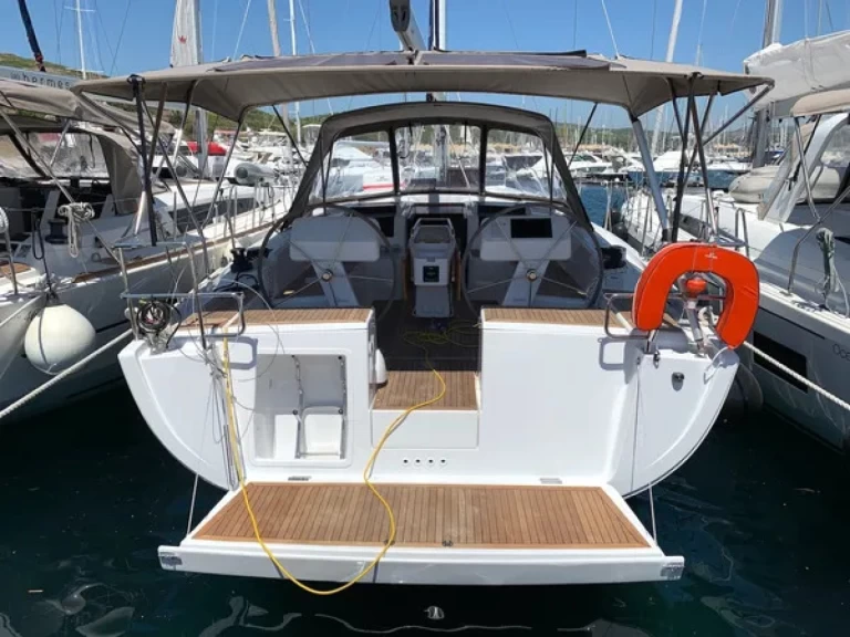 Alquiler de Hanse Hanse 458 en Perigiali