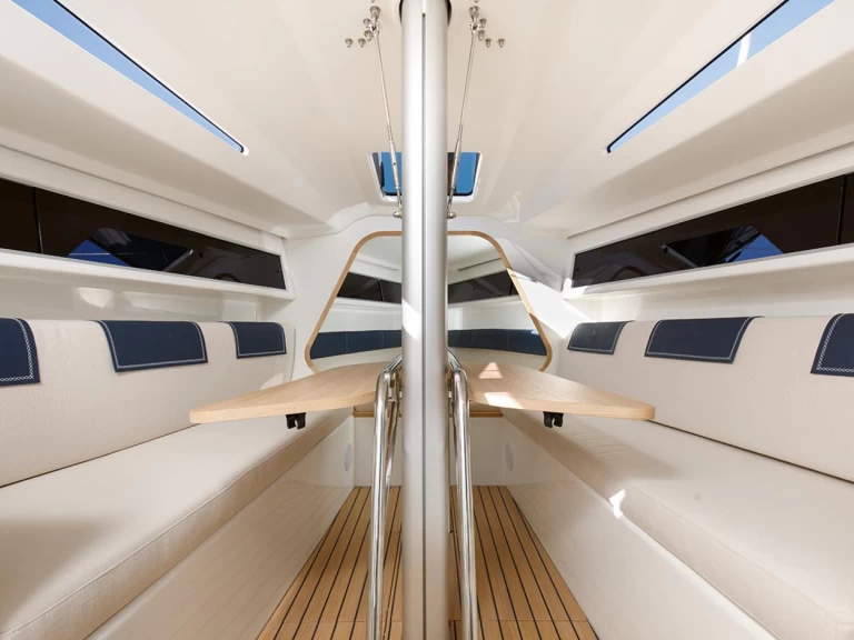 Alquiler Velero Italia Yachts con o sin  título de navegación