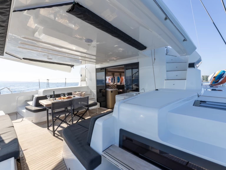 Alquiler de embarcaciones Lagoon Lagoon 51 (2025) enSplit en Samboat