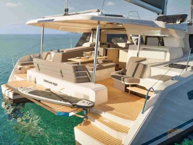 Alquiler de embarcaciones Fountaine Pajot New 41 enRodi Garganico en Samboat