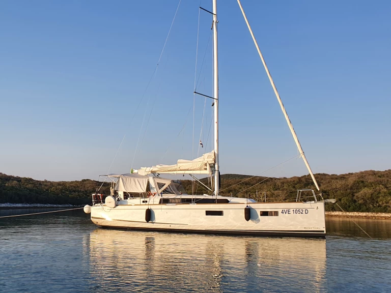 Velero para alquilar Olbia al mejor precio