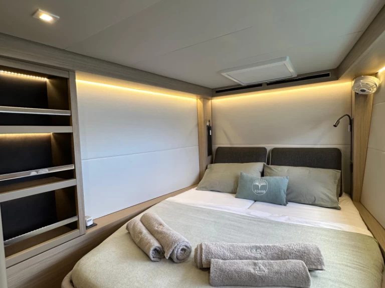 Alquiler Catamarán Lagoon con o sin  título de navegación