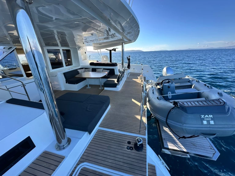 Alquiler de Catamarán, con o sin patrón Lagoon Trogir