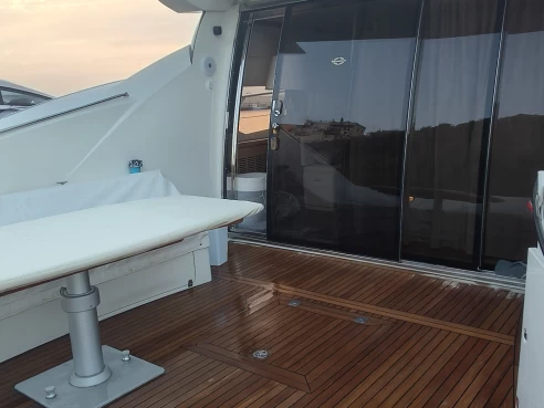 Sunseeker Predator 72 de alquiler a Balestrate