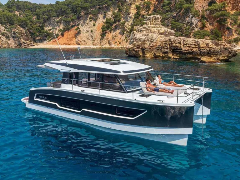 Alquiler de embarcaciones Fountaine Pajot Fountaine Pajot MY 40 enPhuket Yacht Haven Marina en Samboat