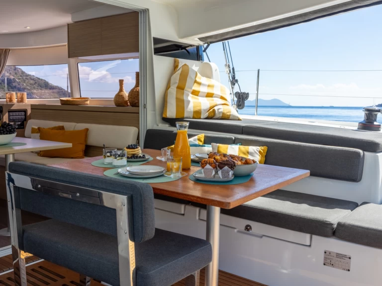 Alquiler de embarcaciones Lagoon Lagoon 43 enLefkáda en Samboat