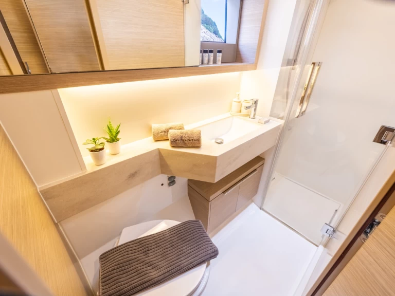 Alquiler Catamarán Lagoon con o sin  título de navegación