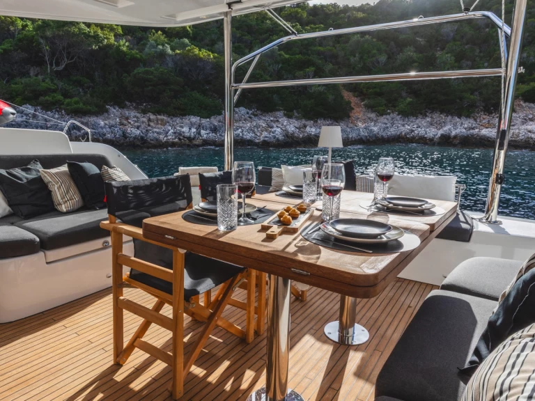 Alquiler de Lagoon Lagoon 51 en Lefkáda