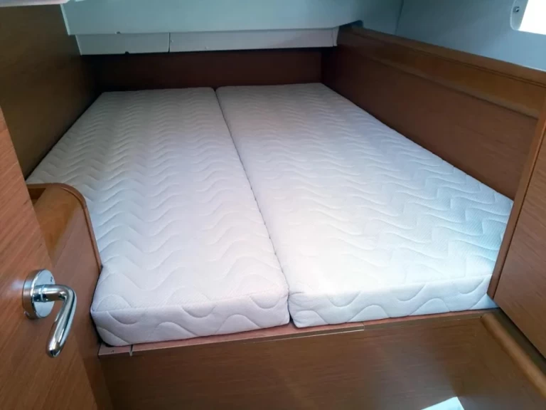 Alquiler de embarcaciones Jeanneau Sun Odyssey 449 enAgropoli en Samboat