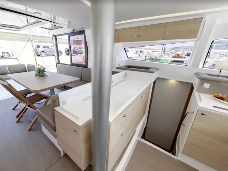 Alquiler de Catamarán, con o sin patrón Bali Agropoli