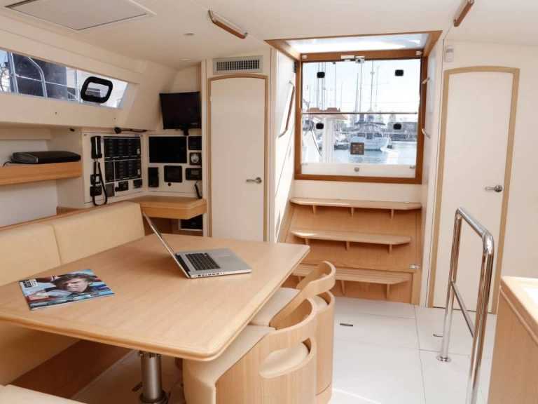 Alquiler de Velero, con o sin patrón Alubat Le Marin