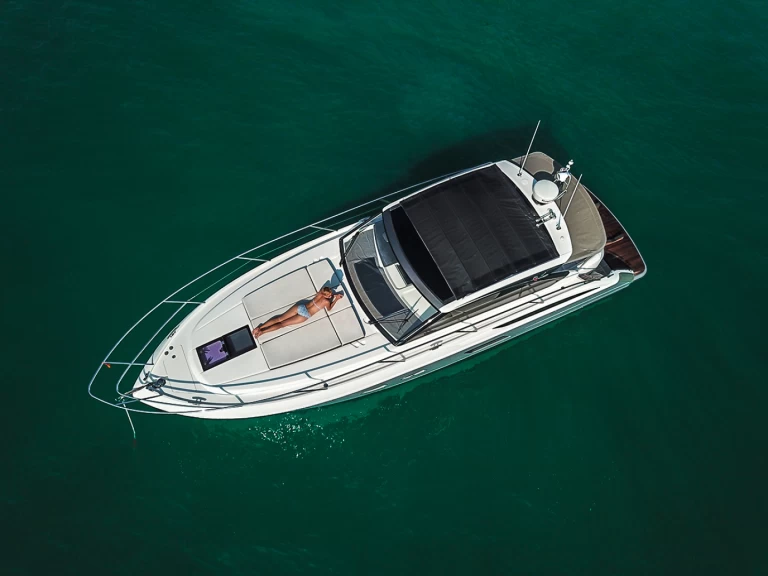 Alquiler de embarcaciones Princess Princess 39 enPhuket (City) en Samboat