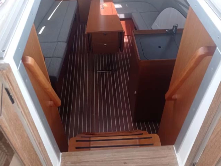 Alquiler de embarcaciones Bavaria Cruiser 34 enDeme of Volos en Samboat