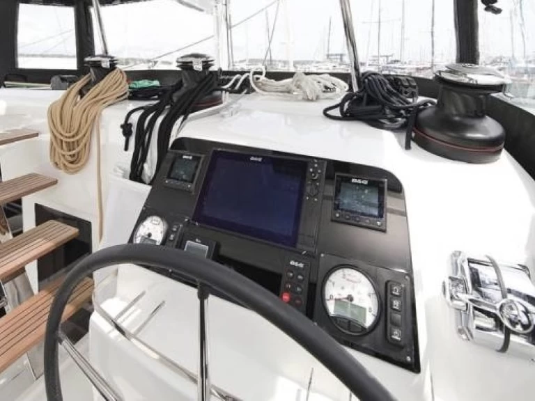 Alquiler de embarcaciones Lagoon Lagoon 450 Sport Top enPunat en Samboat