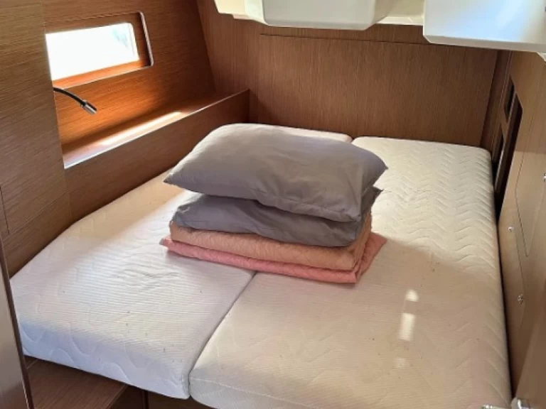 Velero para alquilar Álimos al mejor precio