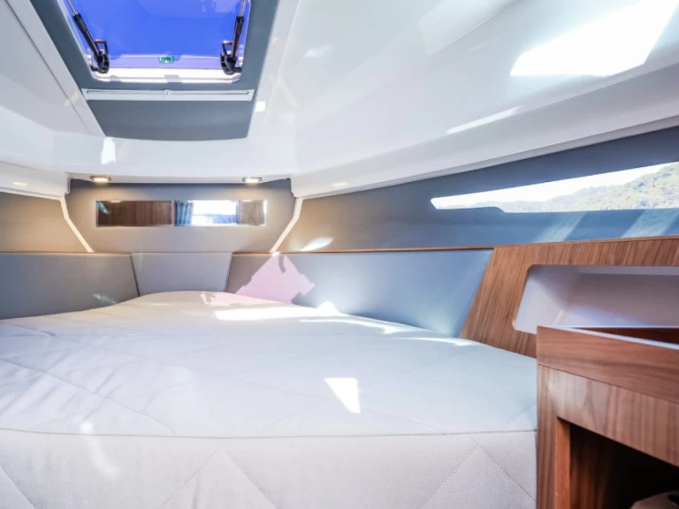 Yate de lujo para alquilar Sukošan al mejor precio