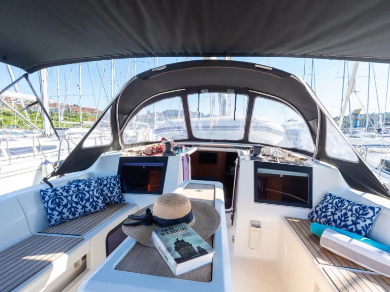 Alquiler de Dufour Dufour 460 Grand Large en Pula
