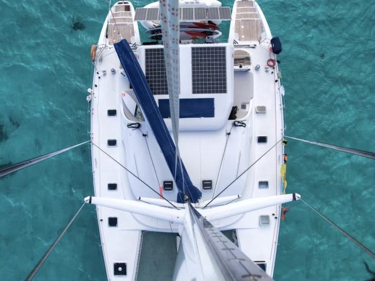 Alquiler de barcos Papeete barato de Lagoon 570