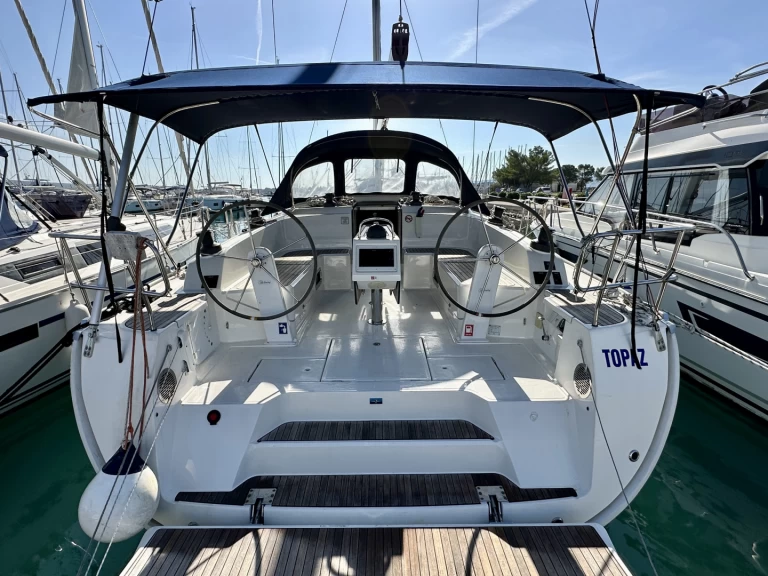 Alquiler de Velero, con o sin patrón Bavaria Sukošan