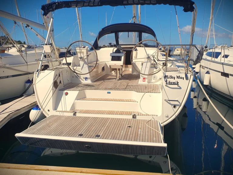 Alquiler Drage - Bavaria Cruiser 46 en SamBoat