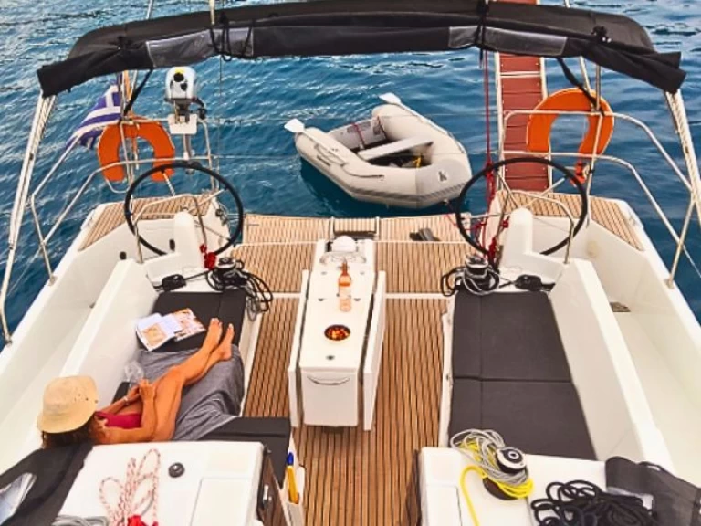 Alquiler de Jeanneau Sun Odyssey 440 en Rhodes (Ciudad)