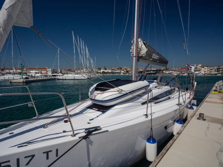 Alquiler Velero en Betina - Elan E4