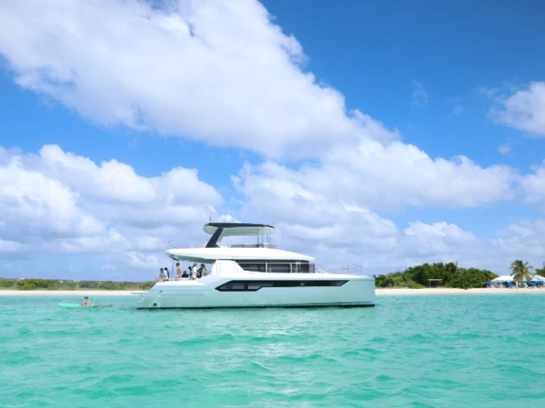 Alquiler de Robertson and Caine leopard 53 en Gustavia