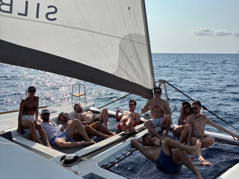 Alquiler Catamarán Lagoon con o sin  título de navegación