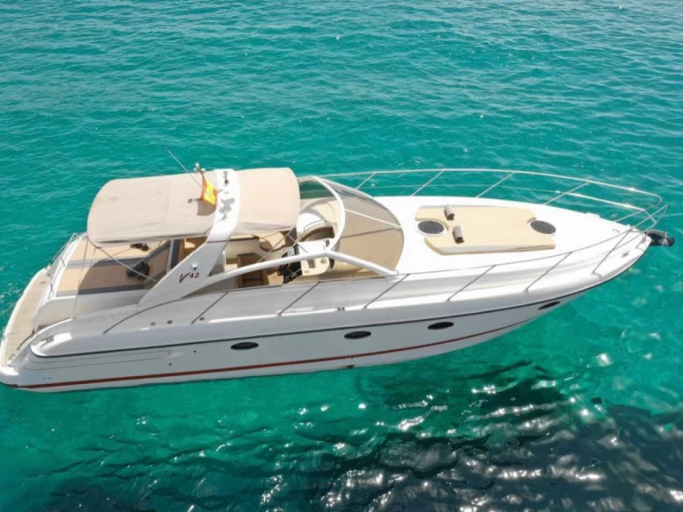 Yate de lujo para alquilar Marbella al mejor precio
