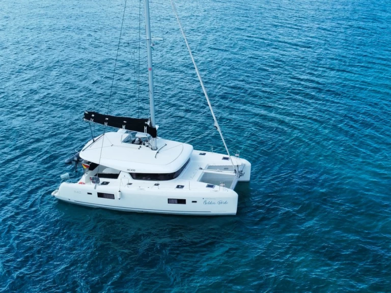 Lagoon Lagoon 42 de alquiler a Eden Island